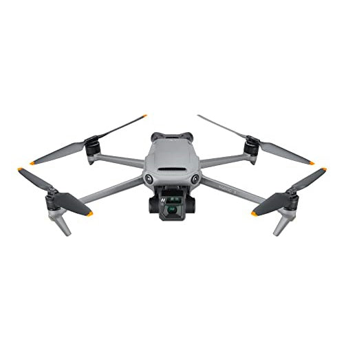 DJI Mavic 3 Fly More Combo und DJI Mavic 3 Standard